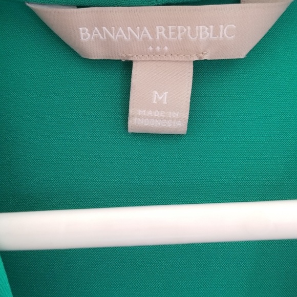 Banana Republic Sleeveless Top - Picture 3 of 7